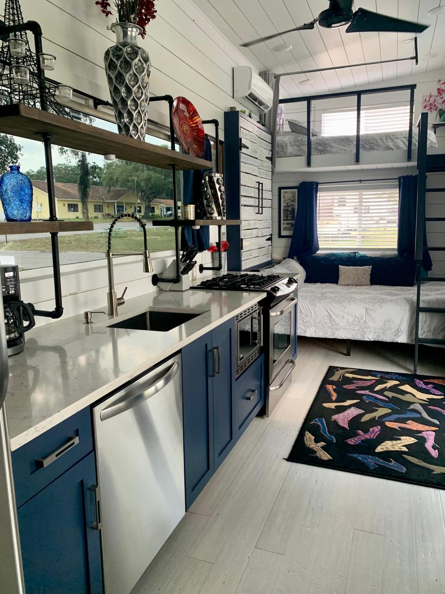 Pet Friendly, Modern Tiny House In Vibrant Clermont Exterior foto